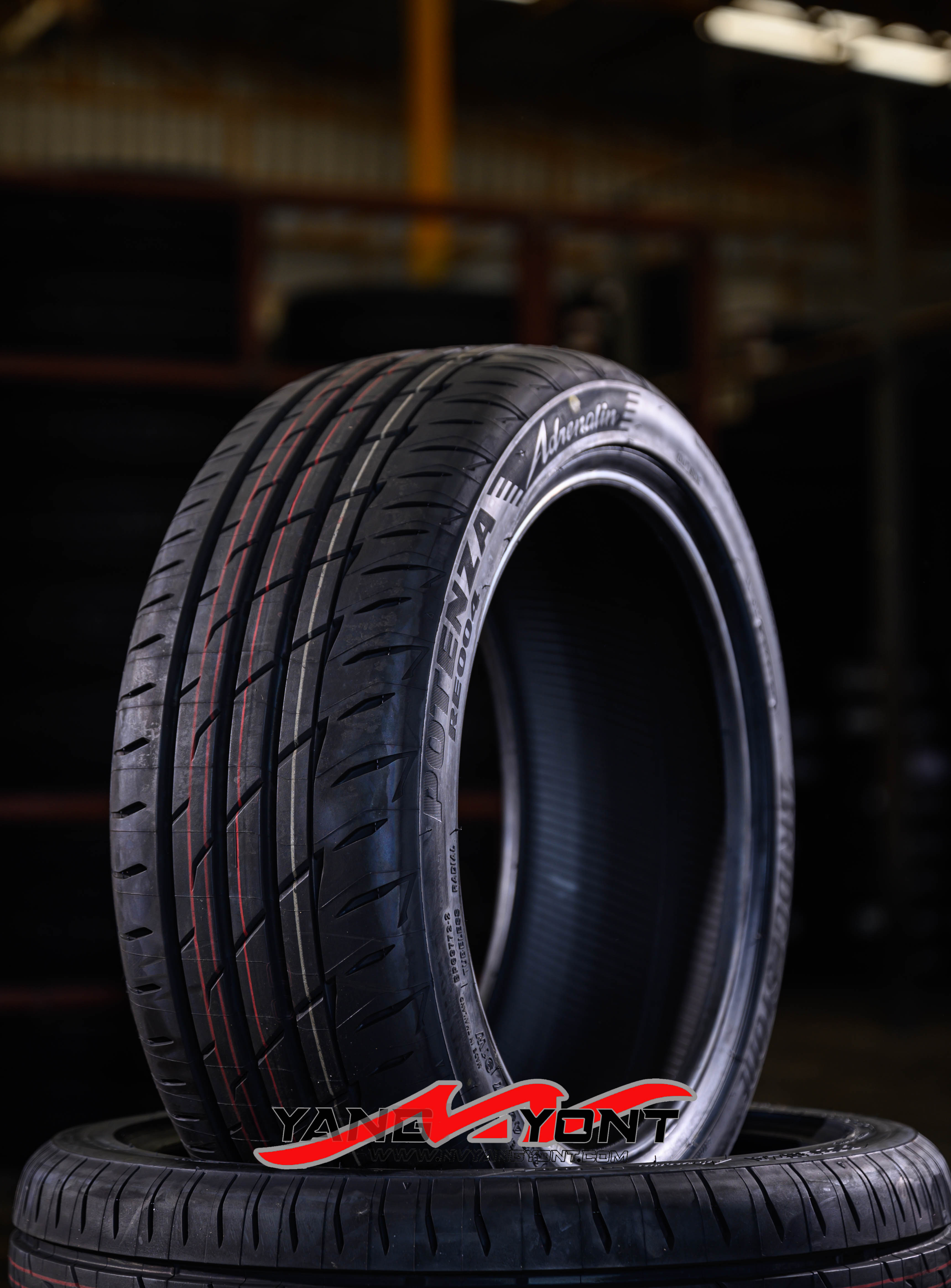 245/40R19  POTENZA RE004